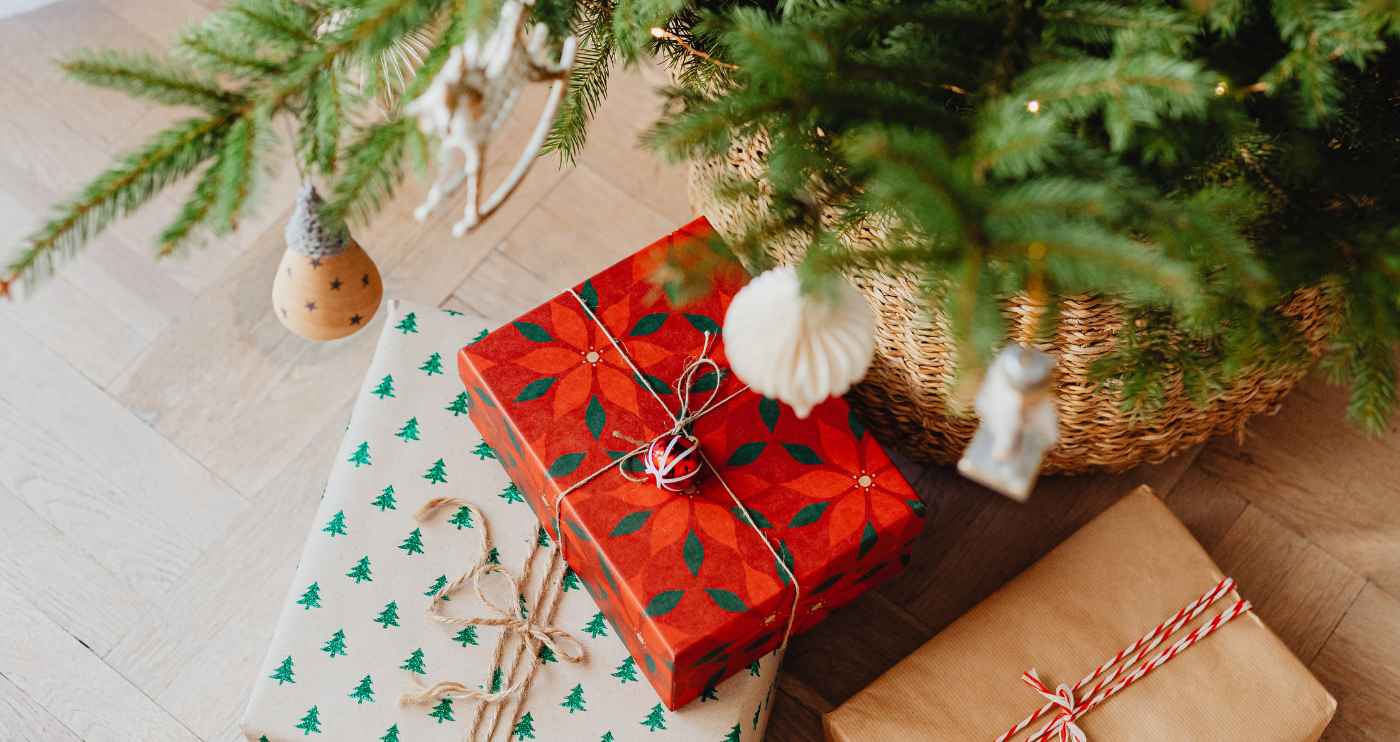 Shipping Gifts into the US: What You Need to Know | PCBUSA